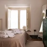 Civico 18 & Manzoni House * カターニア