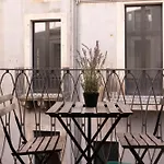 Civico 18 & Manzoni House アパート カターニア