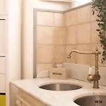 Civico 18 & Manzoni House * カターニア