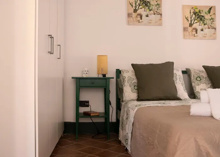 Civico 18 & Manzoni House